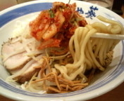 「まぜそばキムチ850円」@麺や 葵 日暮里駅前店の写真