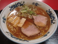 「正油ラーメン（735円）」@らーめんや天金 四条店の写真