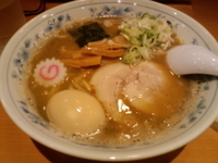 「中華そば700円+味玉100円=800円」@六厘舎の写真