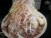 「ラーメン（ヤサイ増し、ニンニク、アブラ）」@らーめん大 東小金井店の写真