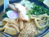 「豚骨ラーメン（￥900）」@MENYA 食い味の道有楽の写真