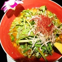 「赤（1500円）」@冬蔭激城麺の写真