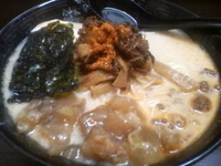 「牛そば大盛+すじ煮」@麺処 こって牛の写真