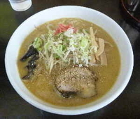 「四川味噌ラーメン・普通（840円）」@四川味噌ラーメン 春夏冬 東光店の写真