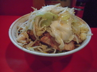 「小ブタ（ニンニクカラメ）」@ラーメン二郎 府中店の写真