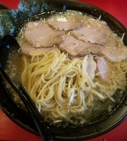 「ねぎチャーシューメン800円+中盛り100円=900円」@ラーメン力○の写真