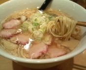 「津軽らーめん（中・こってり）650円+鬼脂100円」@麺匠 喜楽々の写真