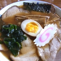 「魚とんこつ中華そば（￥600）+チャーシュー（￥300）」@梵天丸の写真