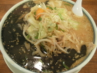 「野菜くろまるらーめん」@麺や 吉風 荻窪店の写真