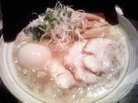 「魚ダシしょうゆ(ぶっこ盛り)」@ぶっこ麺らーめんの写真