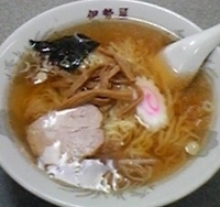 「らーめん（450円）」@伊勢屋の写真