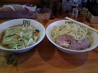 「ランチセットA 濃菜つけ麺（麺と野菜大盛）850円」@濃菜麺 井の庄の写真