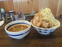 「雷そば（小） 豚（1.5）・ヤサイ・アブラ」@雷 北松戸本店の写真