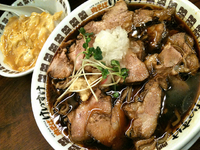 「肉そば（680円）+エッグライス（180円）」@New Old Style 肉そばけいすけの写真