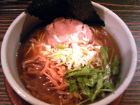 「正油そば（650円）」@秋刀魚中華そば 生粋の写真