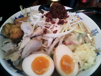 「辛味噌爆来（中辛・野菜:ニンニクマシ）750円+特製トッピング2」@頂上タン麺 爆来の写真