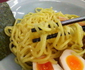 「つけ麺（醤油） + 味玉（無料クーポン） 680円」@ラーメン山岡家 ひたちなか店の写真