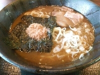 「煮干しらーめん」@伝丸 新百合ケ丘店の写真