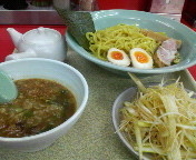 「バーベキューつけ麺+白髪ネギ（無料クーポン） 740円」@ラーメン山岡家 日立東金沢店の写真