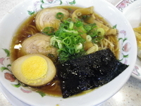 「中華そば+餃子」@餃子の王将 石川町店の写真