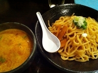 「辛つけ麺・大盛（300g）」@つけ麺 雀 アメ村本店の写真