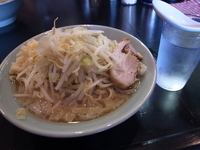 「醤油1型 並」@ラーメンマシンガンの写真