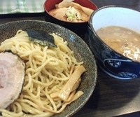 「メガ豚煮干つけ麺（二玉）+ミニちゃーしゅう丼」@らーめん 福たけ 桜木本店の写真