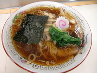 「醤油らーめん」@青島食堂 秋葉原店の写真