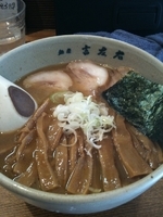 「チャーシューらーめん（1000円+トッピングのり（100円）+メ」@麺屋吉左右の写真