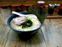 「らーめん黒 トッピング味玉」@麺家 八の坊の写真