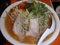 「ドカ盛り味噌野菜らーめん・中辛(850円)」@ラーメン&カレー アッキーの写真