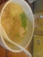 「白鶏らーめん 680 味玉ランチサービス」@鶏の穴の写真