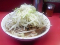 「小豚 野菜増し」@ラーメン二郎 桜台駅前店の写真