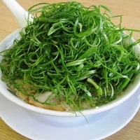 「葱ラーメン（30食限定）こってりラーメンに変更 + とろ～り味玉」@来来亭 五個荘店の写真