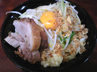 「小ラーメン+汁なし（650+100円）」@ラーメン二郎 めじろ台法政大学前店の写真