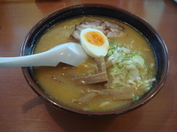 「みそラーメン（700円）」@ラーメン専門三代目 月見軒 札幌駅北口店の写真