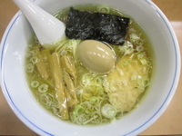 「ラーメン+餃子（600円+400円）」@よっちゃんラーメンの写真