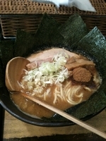 「中華そば（650円）+トッピングのり（100円）」@狼煙 〜NOROSHI〜の写真