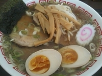 「チャーシュー中華（800）+大盛（100）+味たまご（100）」@中華そば すずたけの写真