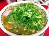 「ネギラーメン 大盛」@丸高中華そば 神戸二宮店の写真