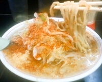 「小ブタ（ヤサイニンニクカラシオオメ）」@ラーメン二郎 鶴見店の写真