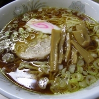 「ラーメン500円+餃子400円」@かあちゃんラーメンの写真