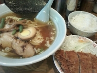 「ラーメン定食ひれかつ880円」@味の山王の写真