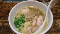 「白鶏らーめん」@鶏の穴の写真