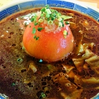 「赤のトマト担々麺」@アジアン食堂たかよしの写真