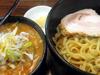 「辛味噌つけ麺（ニンニク増量）+チャーシュー1枚@890+100」@麺処 花田 池袋店の写真