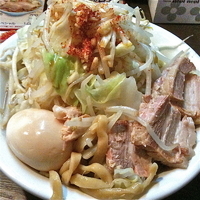 「煮干しドカ（￥800）味玉ちゃん（￥100→サービス券利用で￥0」@四麺燈の写真