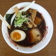 富山ブラック黒醤油ラーメン（800円）