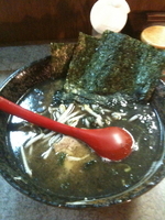 「黒やみメン（細麺）¥700」@やみつき家ほんぽの写真