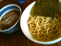 「【8月限定】和風つけめん（茄子と油揚げ）750円」@中華そば 伝堂の写真